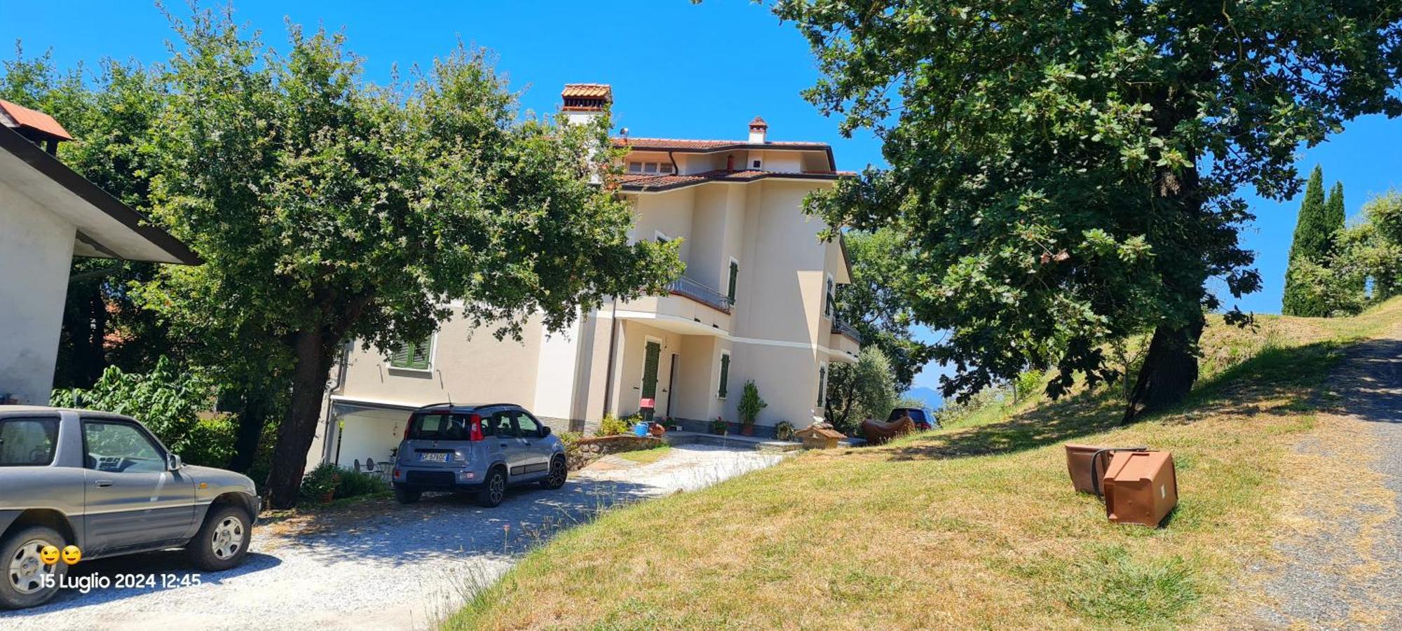 Casa Vacanza Da Menan Castelnuovo Magra Exterior foto